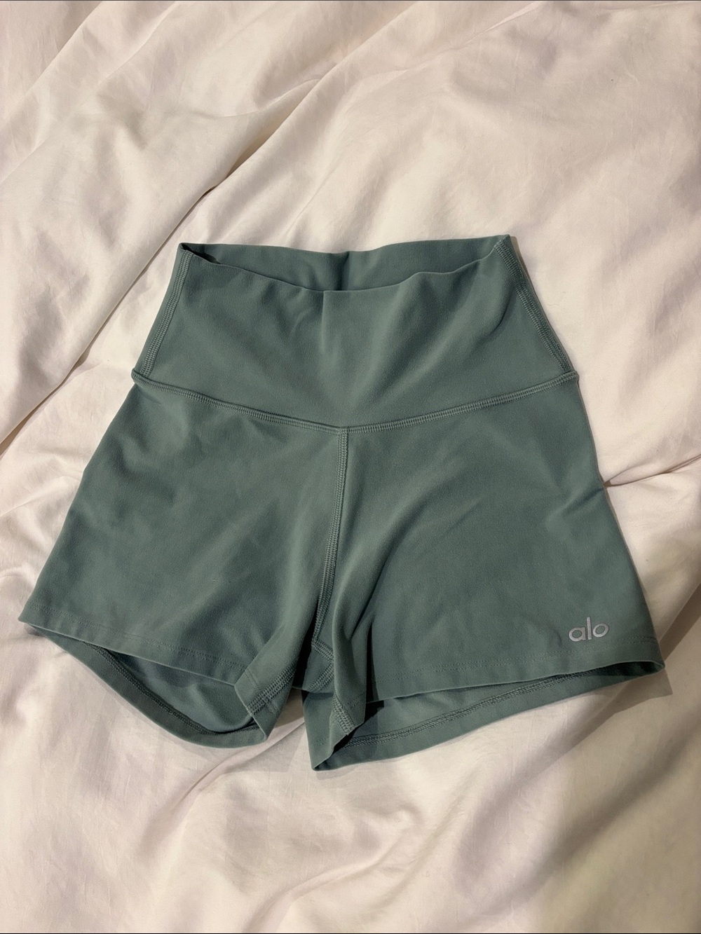 ALO Yoga Sage Green High-Rise Athletic Shorts Size XXS